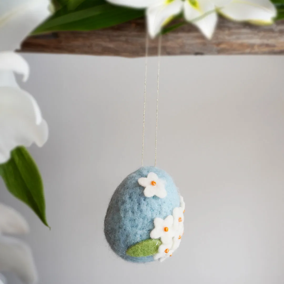 Blue Felt Daisy Egg