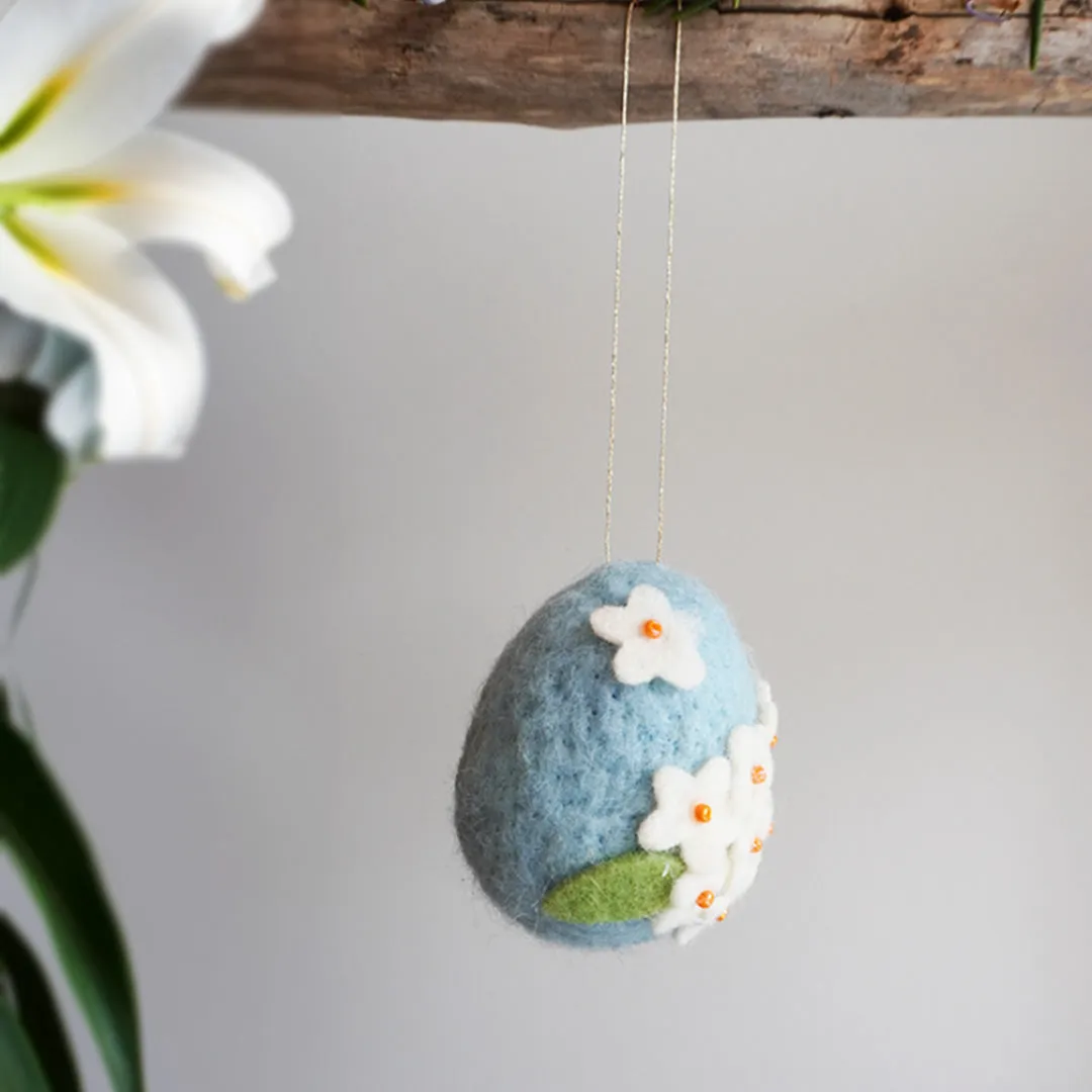 Blue Felt Daisy Egg