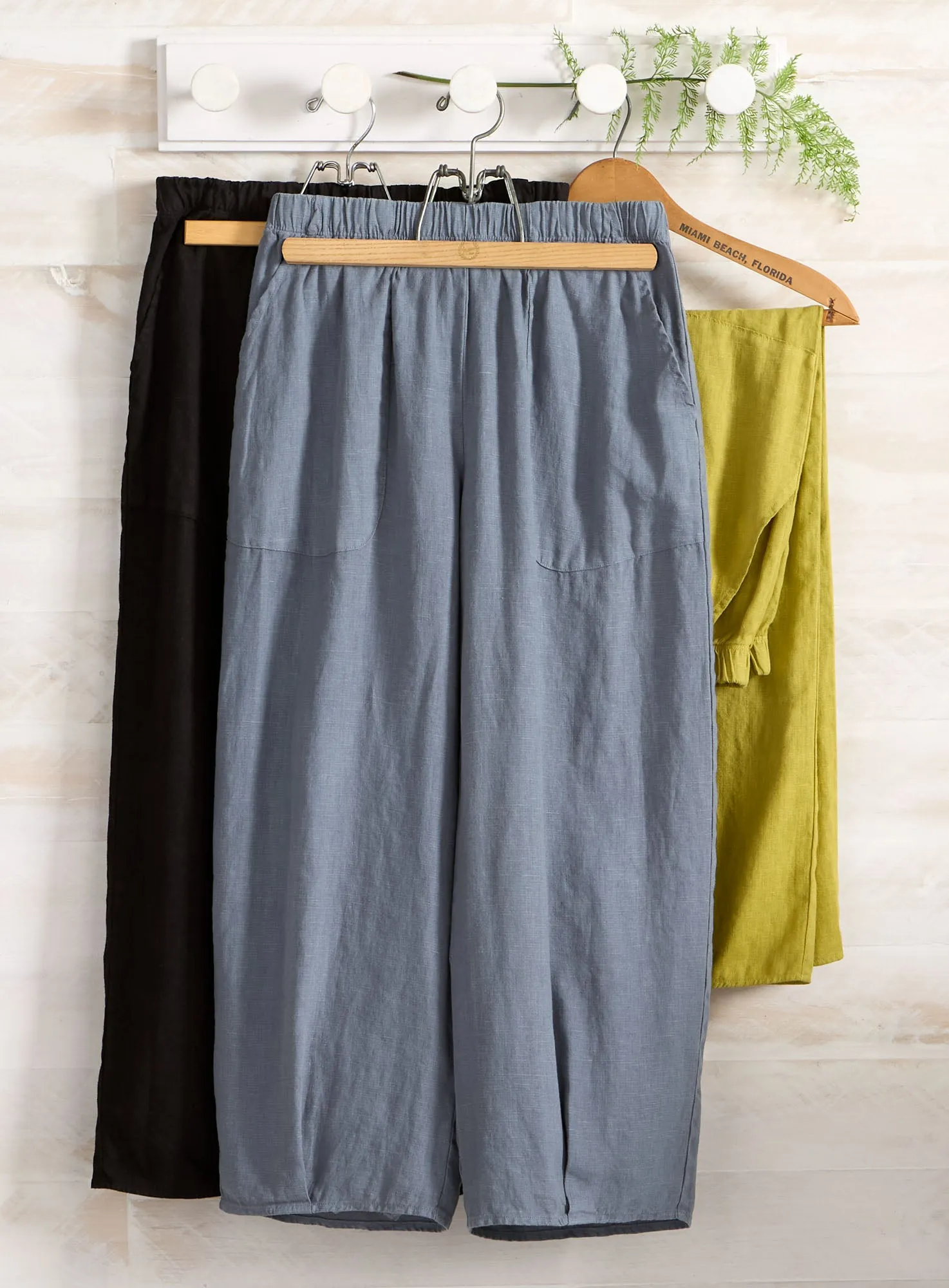 Essential US Linen Crop Pants