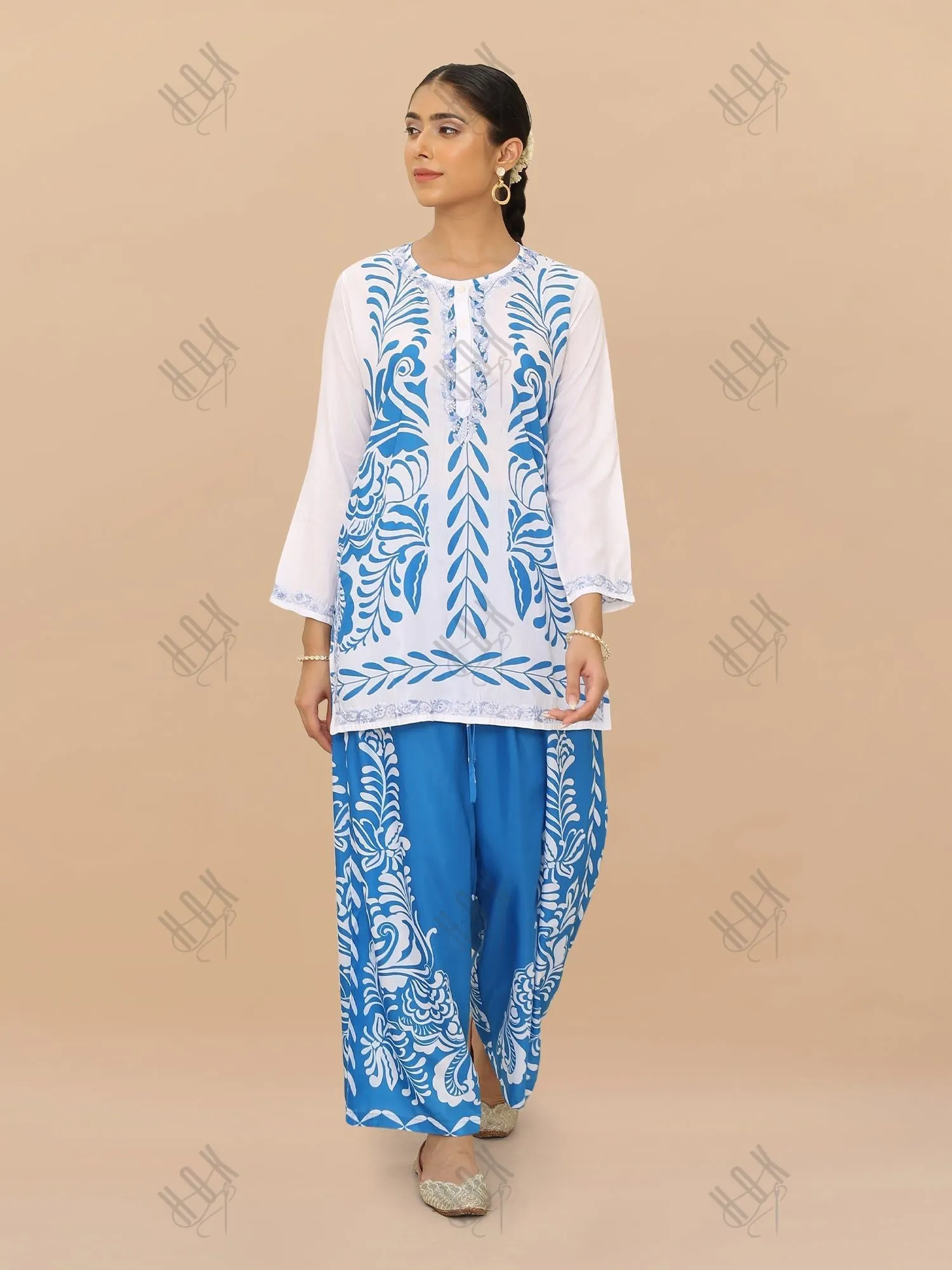 Saba Chikankari Cord Set in Muslin Set - Blue