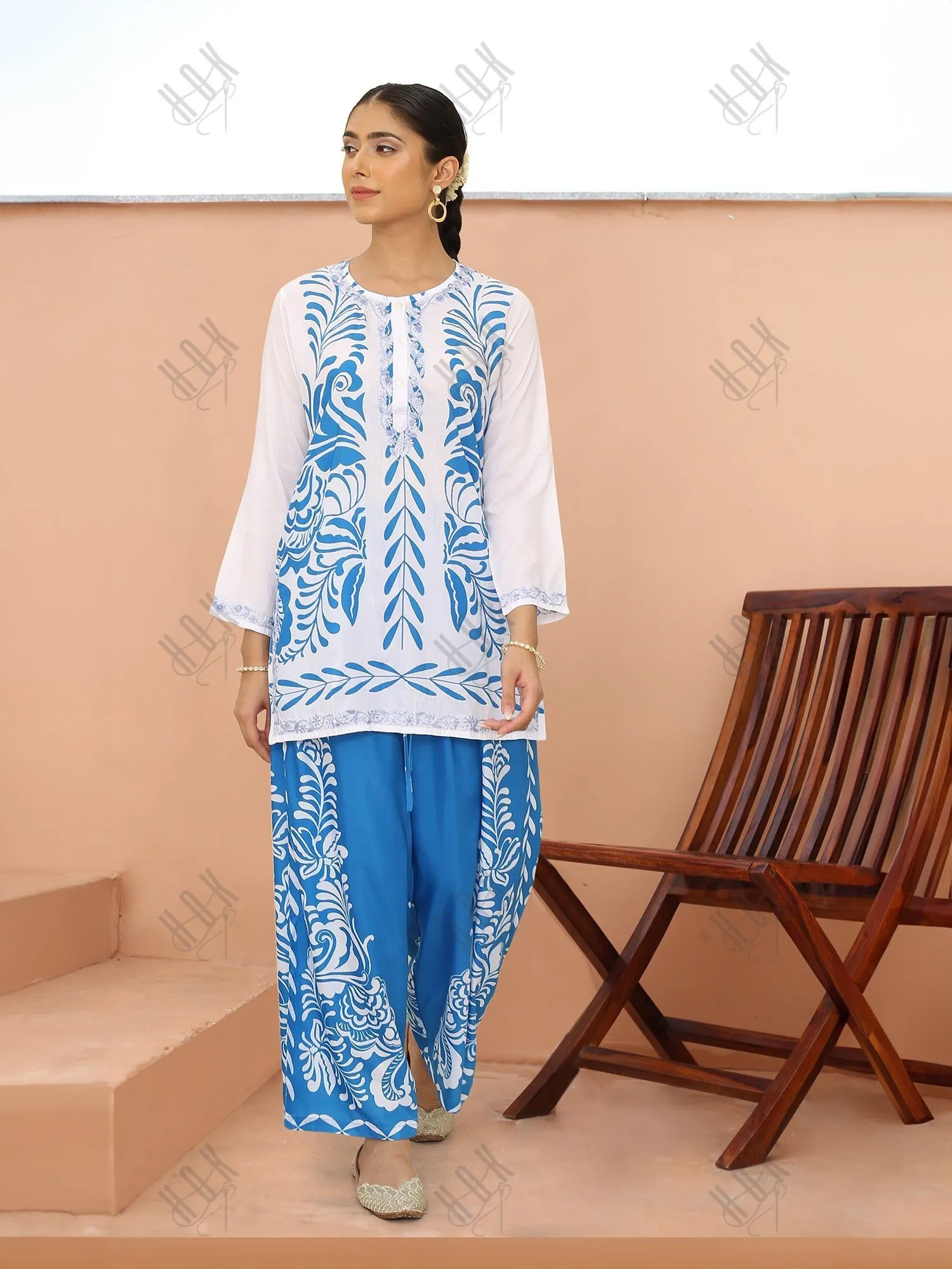 Saba Chikankari Cord Set in Muslin Set - Blue